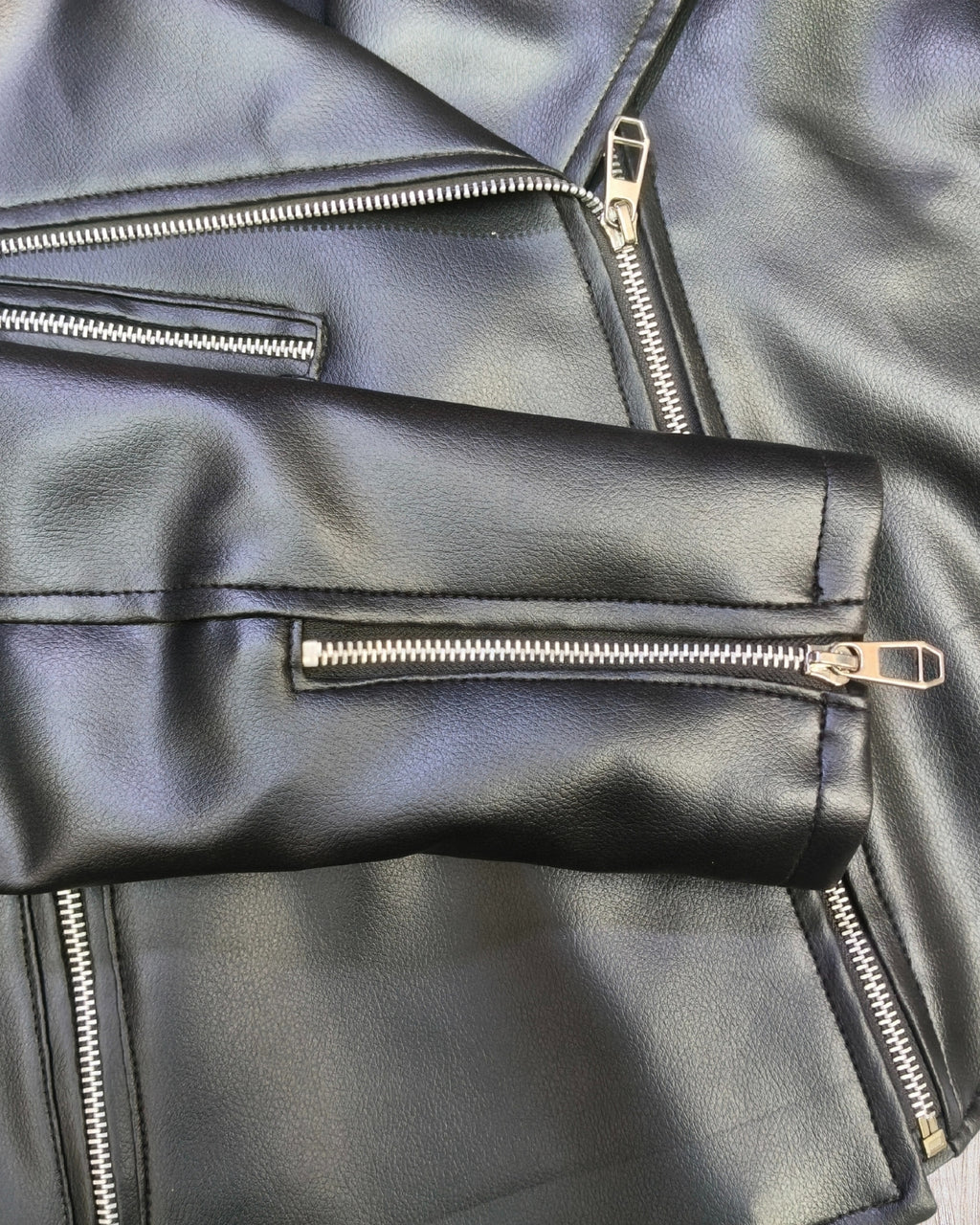 Black Leather Jacket | Uni-Sex